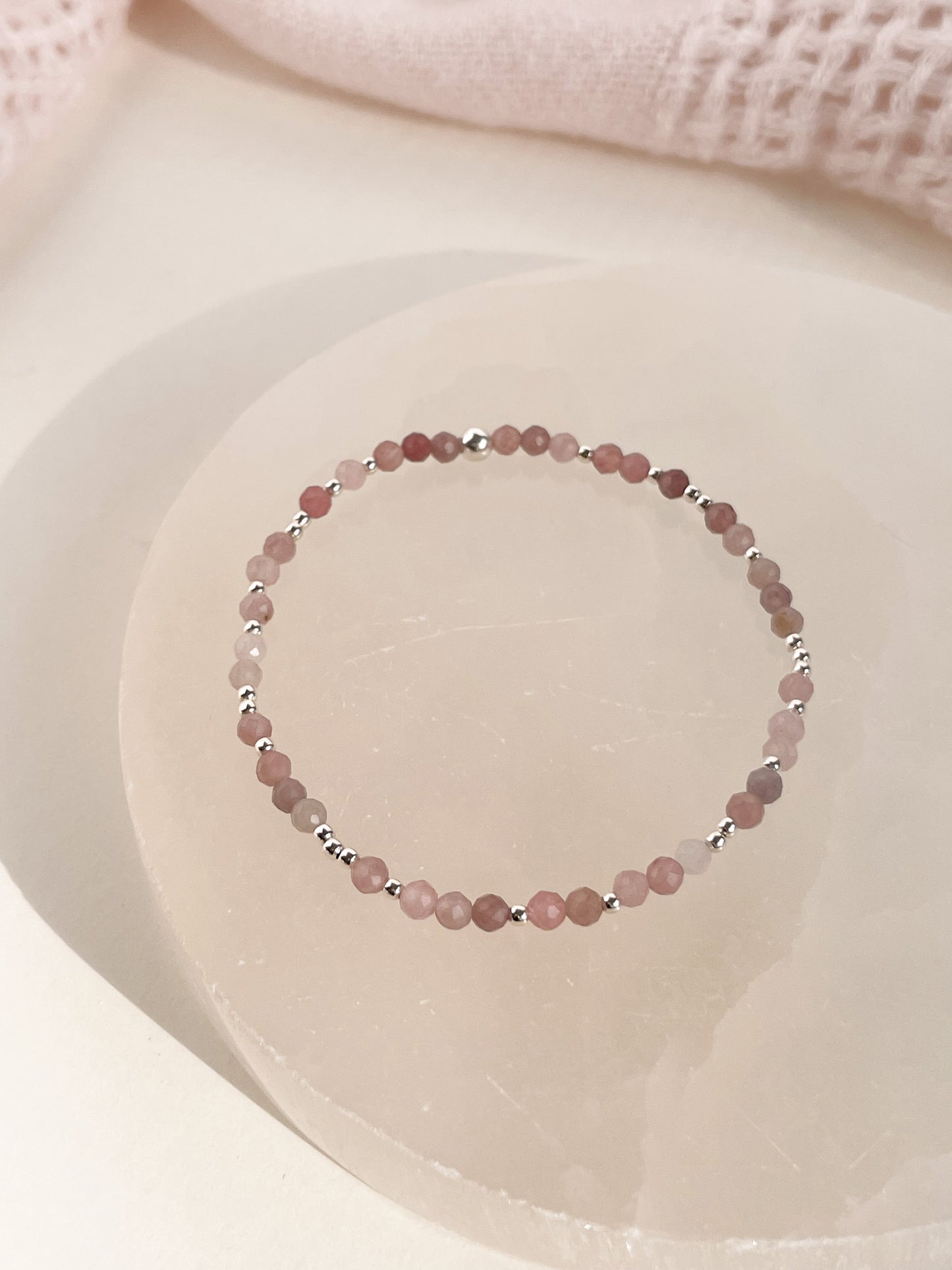 MINI SCINTILLA BRACELET - MAUVE ROSE QUARTZ 3MM