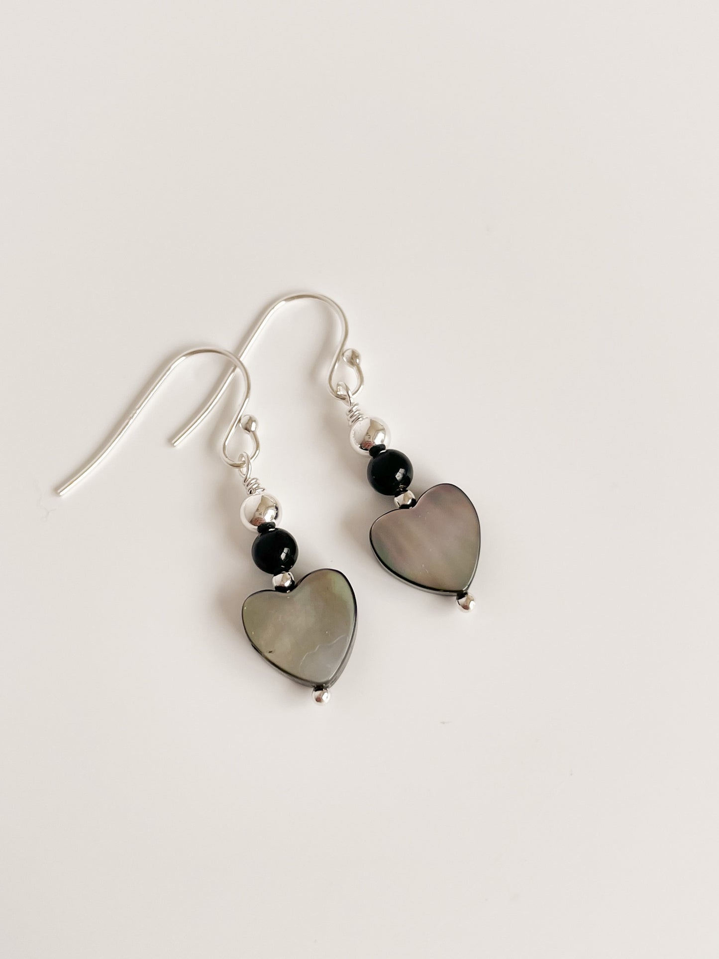 SWEET GREY HEART EARRINGS - TOURMALINE