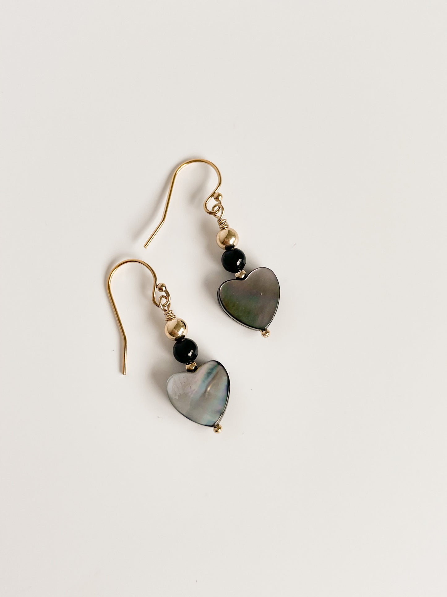 SWEET GREY HEART EARRINGS - TOURMALINE