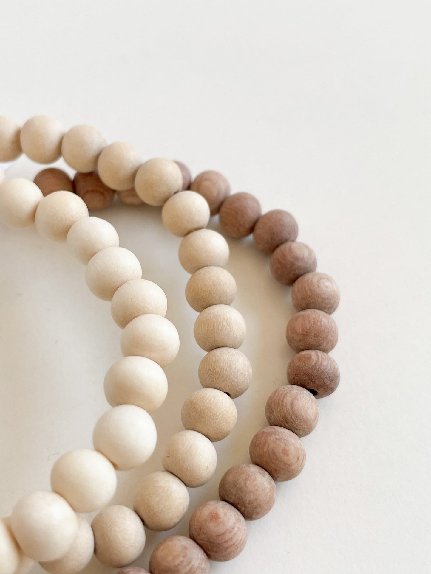 WOOD & GEMSTONE AROMATHERAPY BRACELET - 6MM