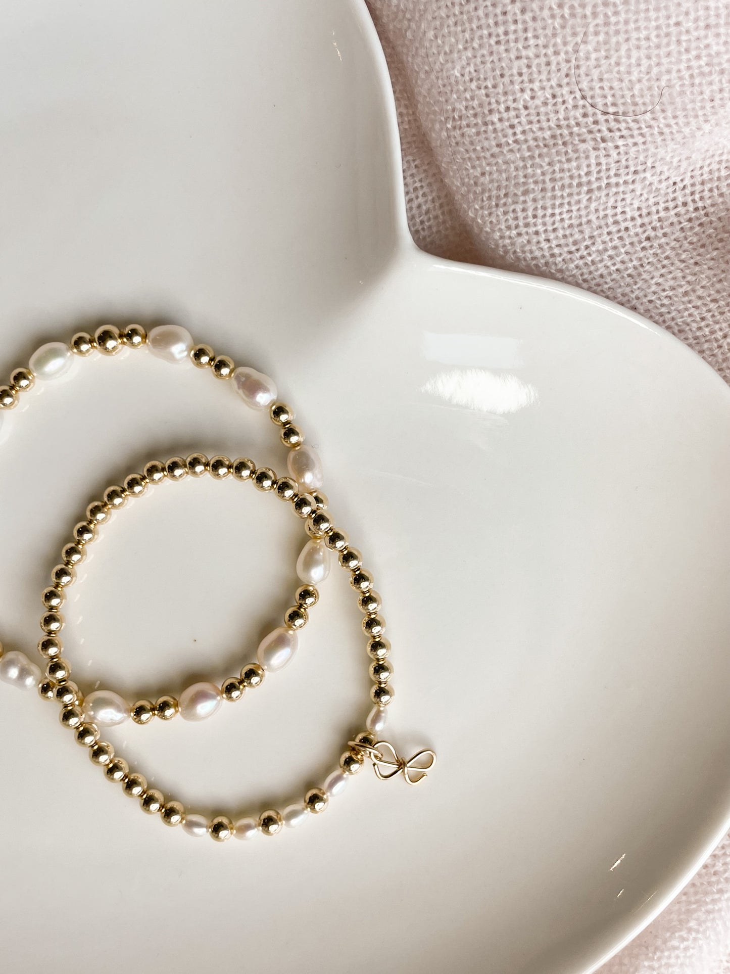 BOW CHARM BRACELET