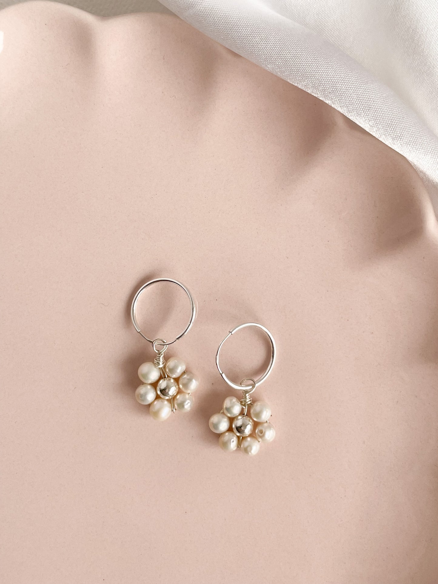 HAPPY DAISY HOOPS - STERLING SILVER