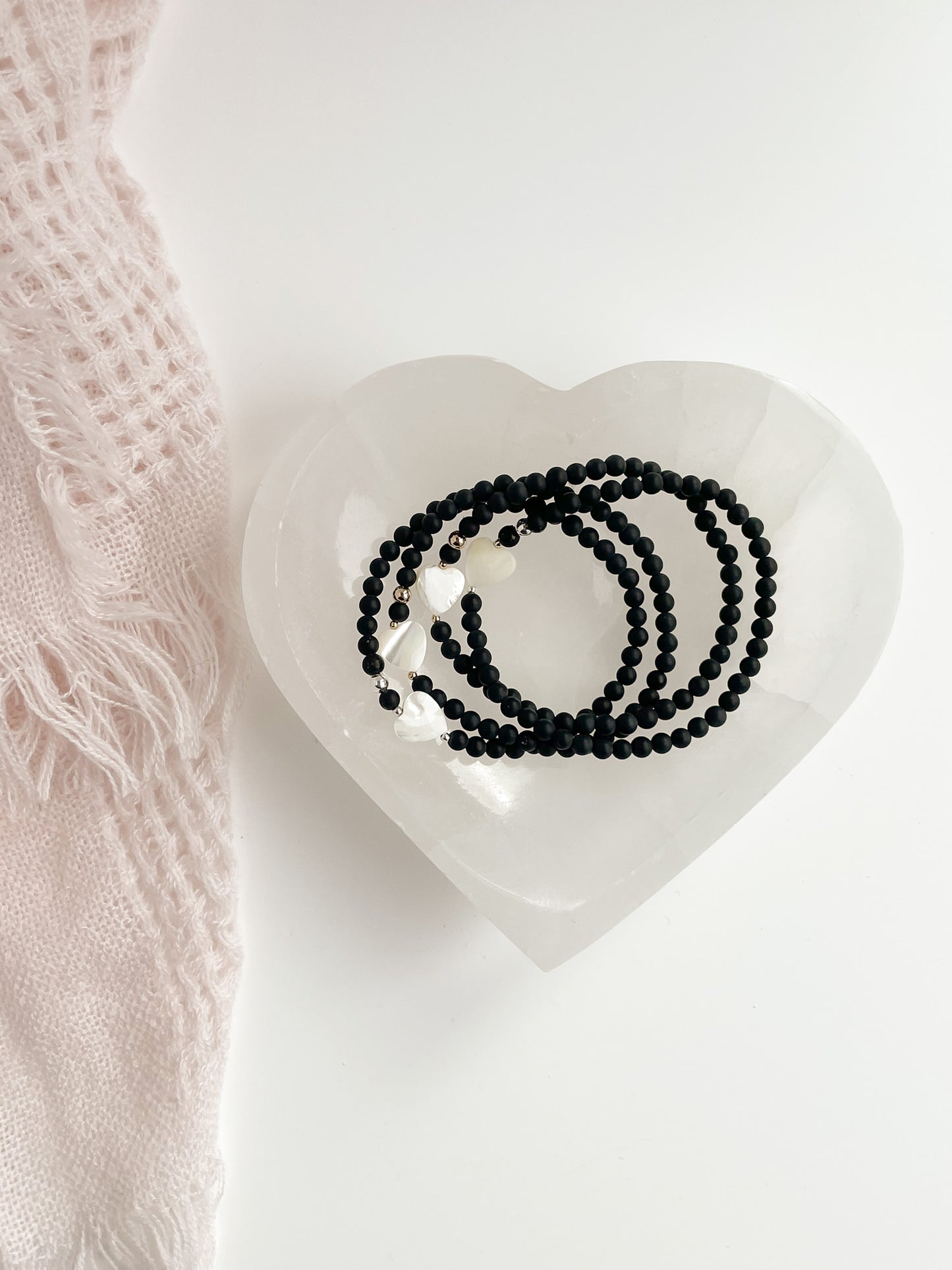 SWEET HEART BRACELET - BLACK ONYX, 4MM