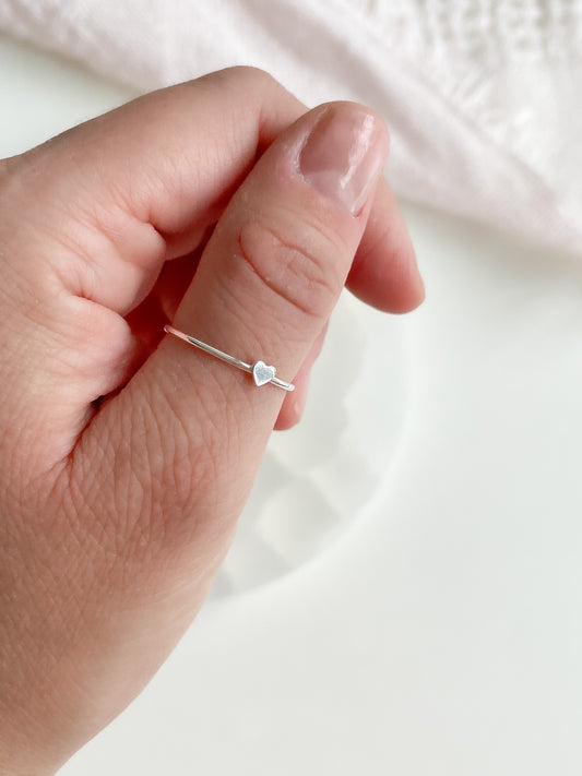 MINI SWEET HEART RING