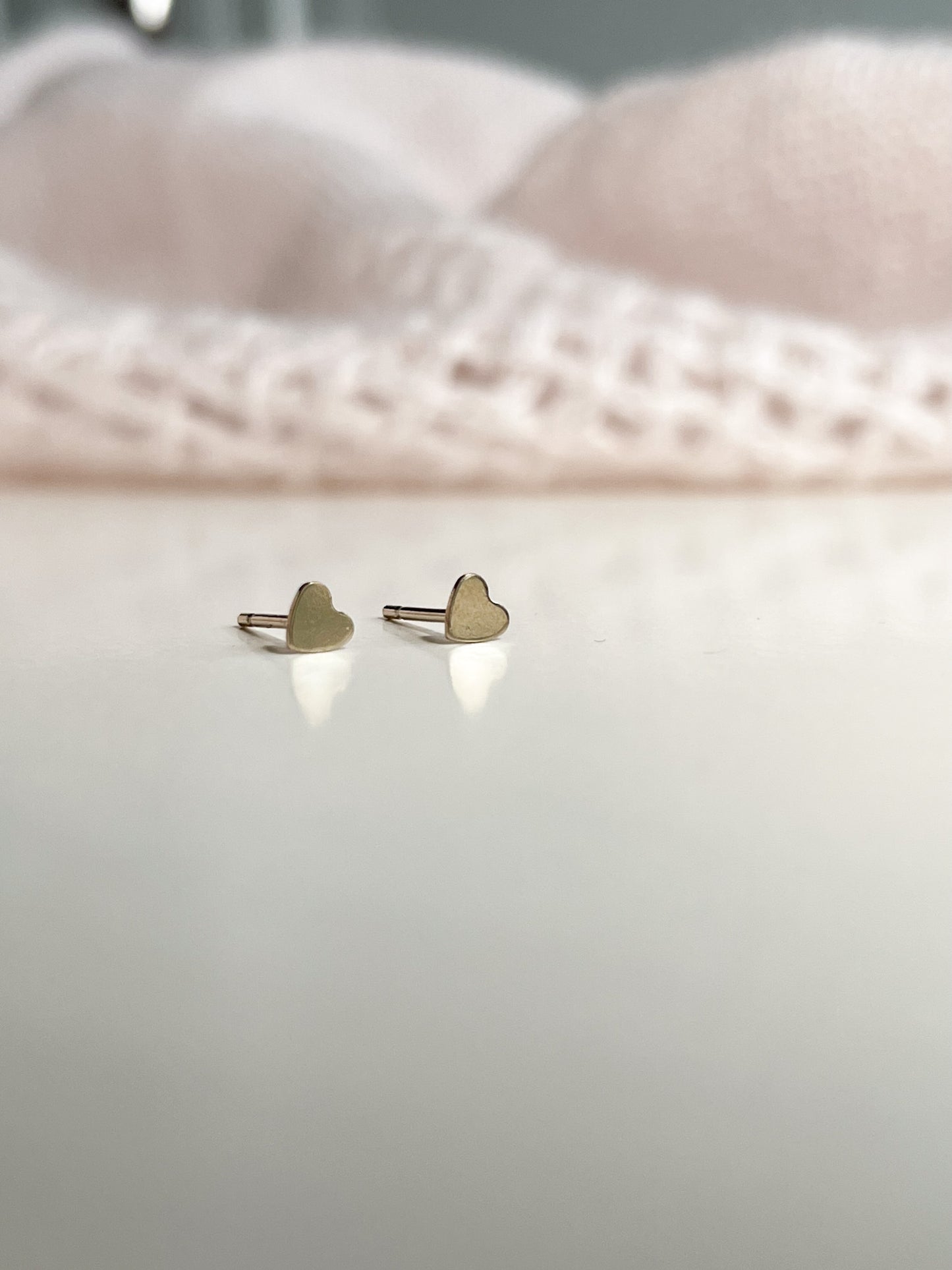 MINI SWEET HEART STUD EARRINGS