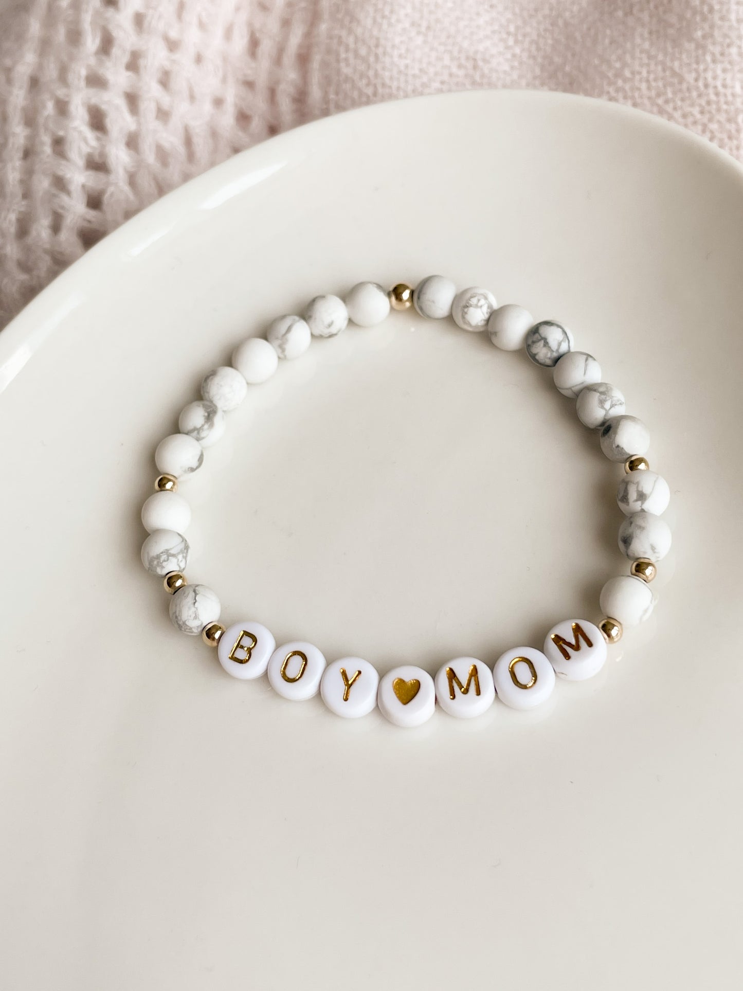 PERSONALIZE YOUR OWN BRACELET - HOWLITE 6MM